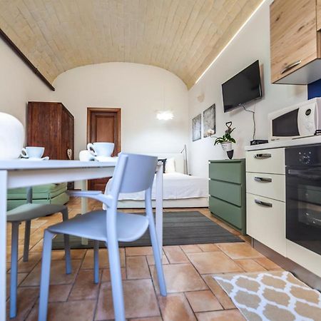 Suite Home Al Centro Di סאסארי מראה חיצוני תמונה