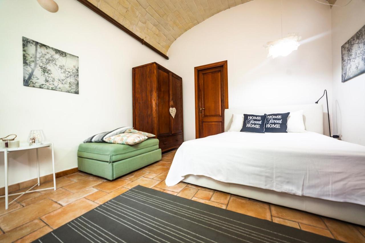 Suite Home Al Centro Di סאסארי מראה חיצוני תמונה